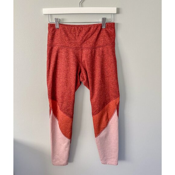 High-Waisted CozeCore Color-Blocked Leggings - Picture 4 of 11